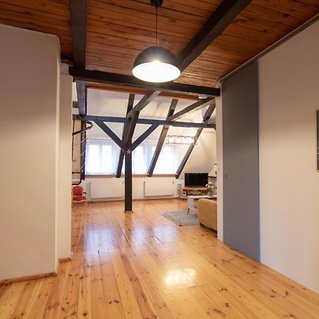 Rose Old Town Apartment Торунь Экстерьер фото