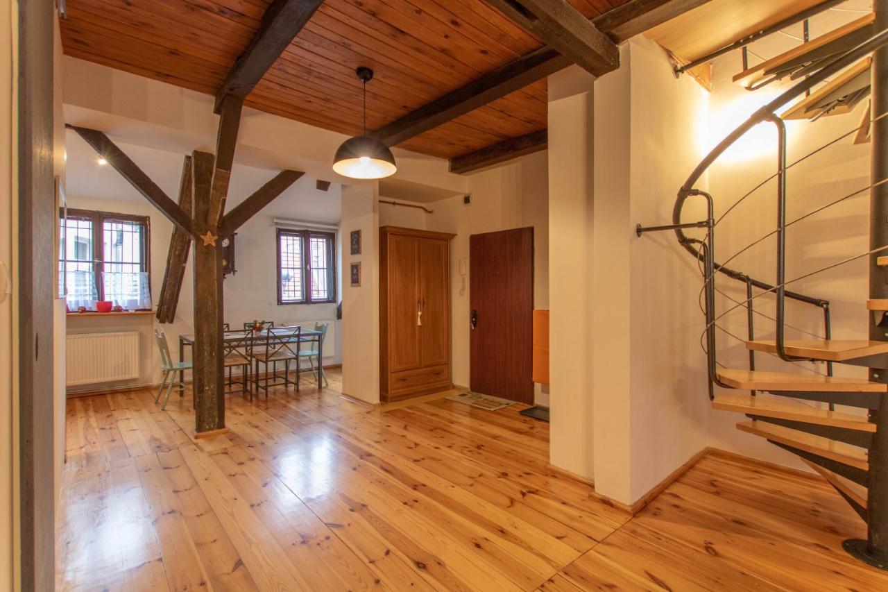 Rose Old Town Apartment Торунь Экстерьер фото