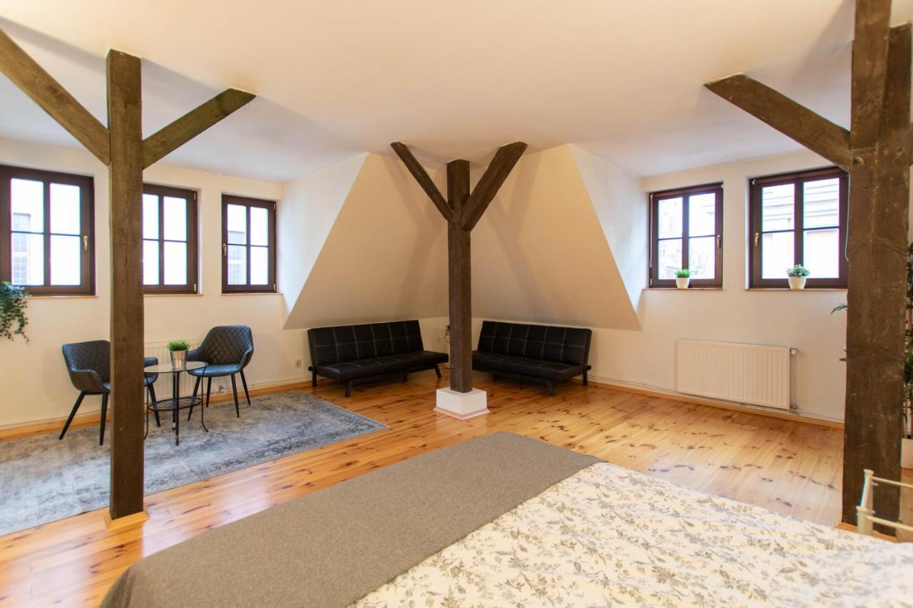 Rose Old Town Apartment Торунь Экстерьер фото