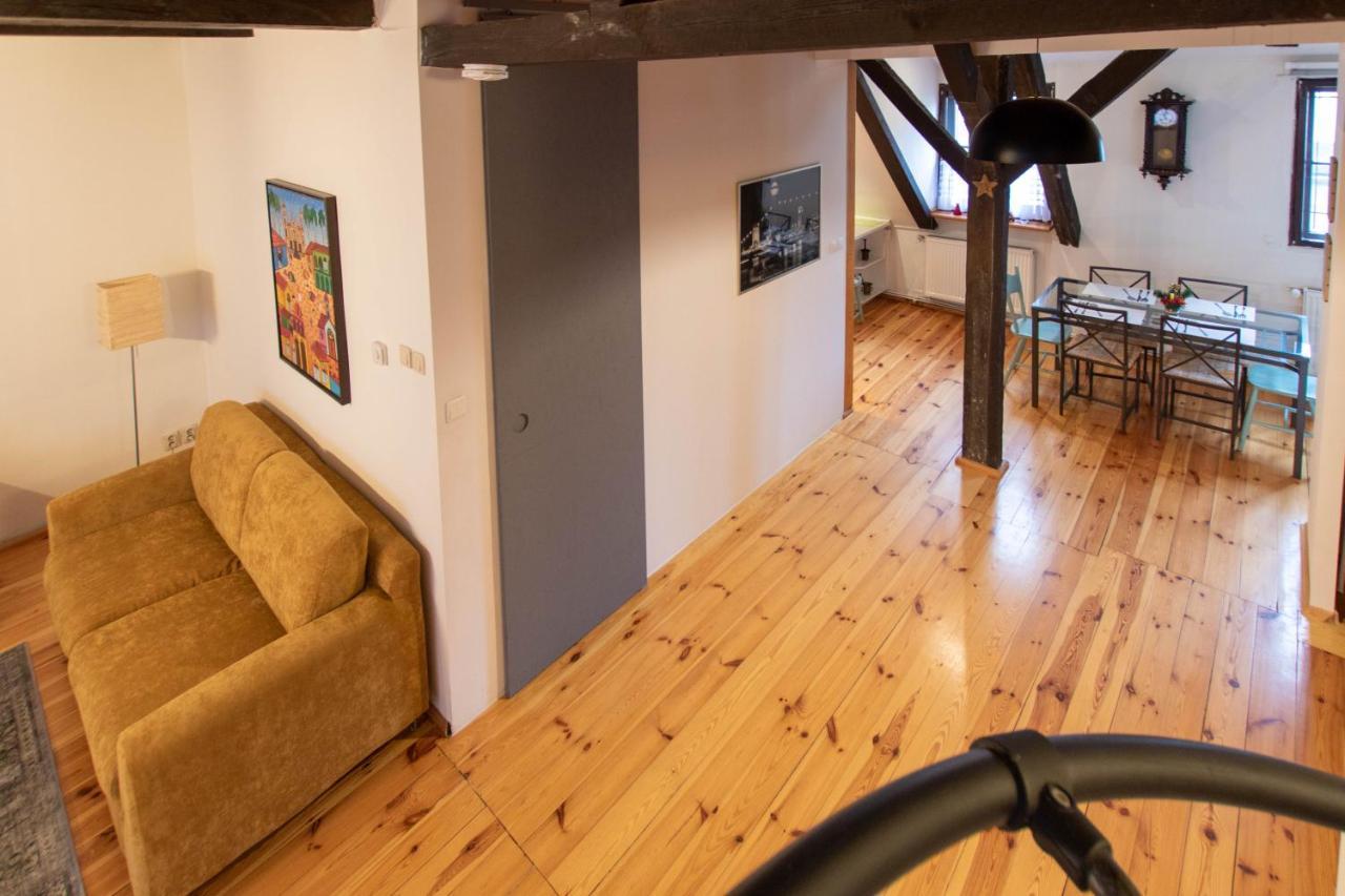 Rose Old Town Apartment Торунь Экстерьер фото